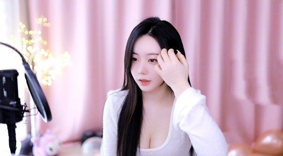 中国新疆XXXXXL19Dfm2021